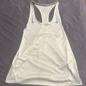 Nike running top